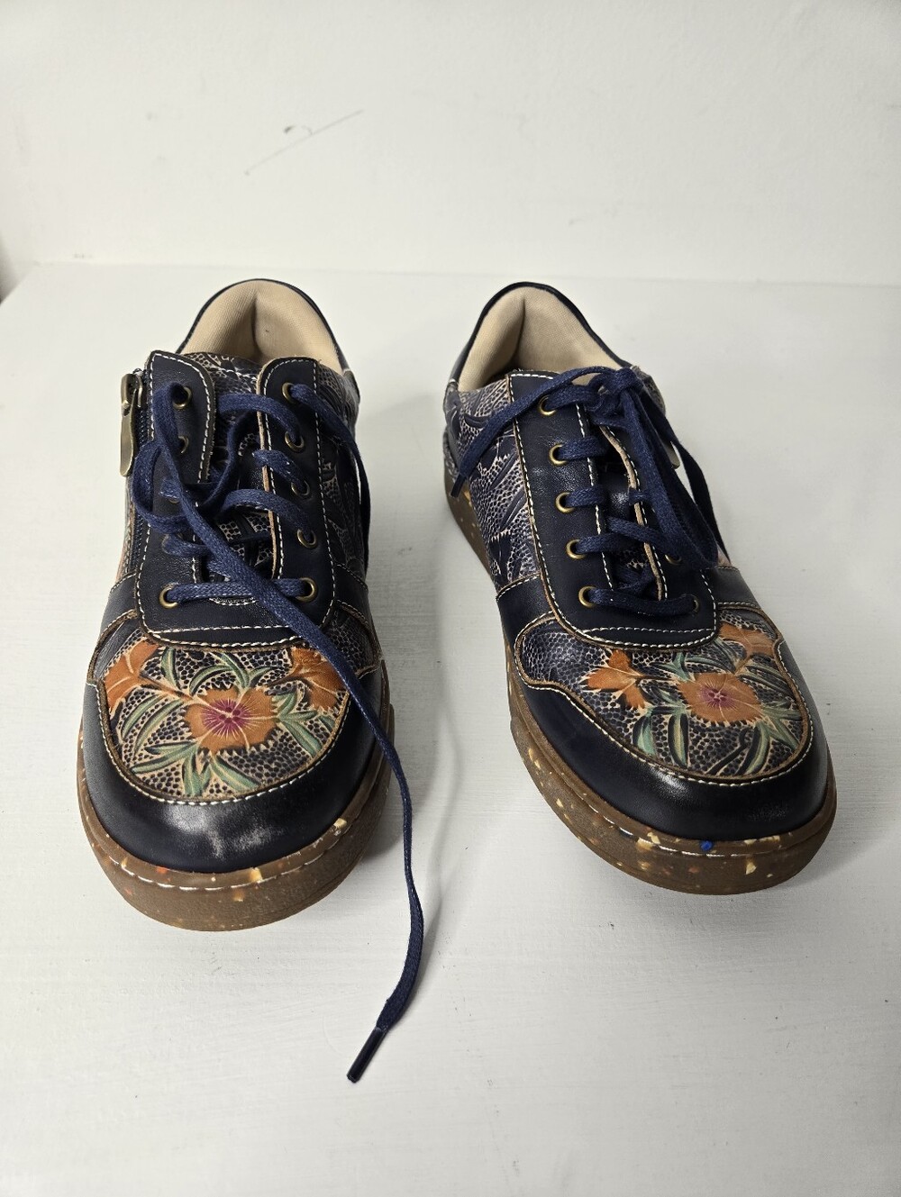 L'Artiste Serenity Sneakers Size 39
